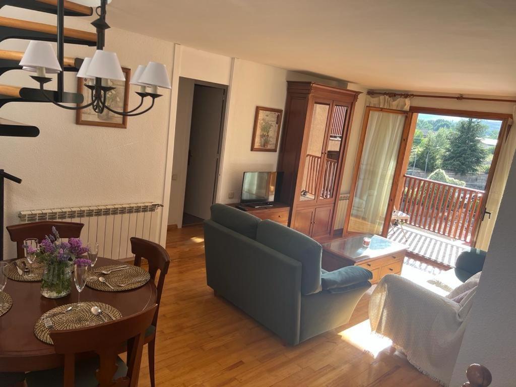 Precioso Duplex En Puigcerda Con Plaza De Parking Apartment ภายนอก รูปภาพ
